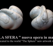 Emanuele Rubini dedica al mondo LA SFERA nuova opera in marmo Carrara Statuario